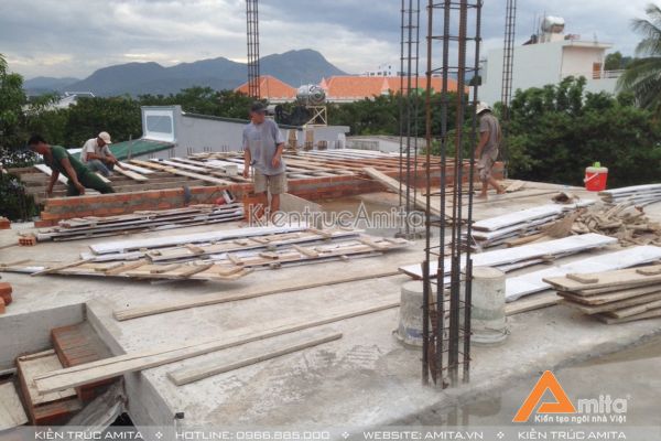 Thiết kế và thi công biệt thự hiện đại 2 tầng TC21010