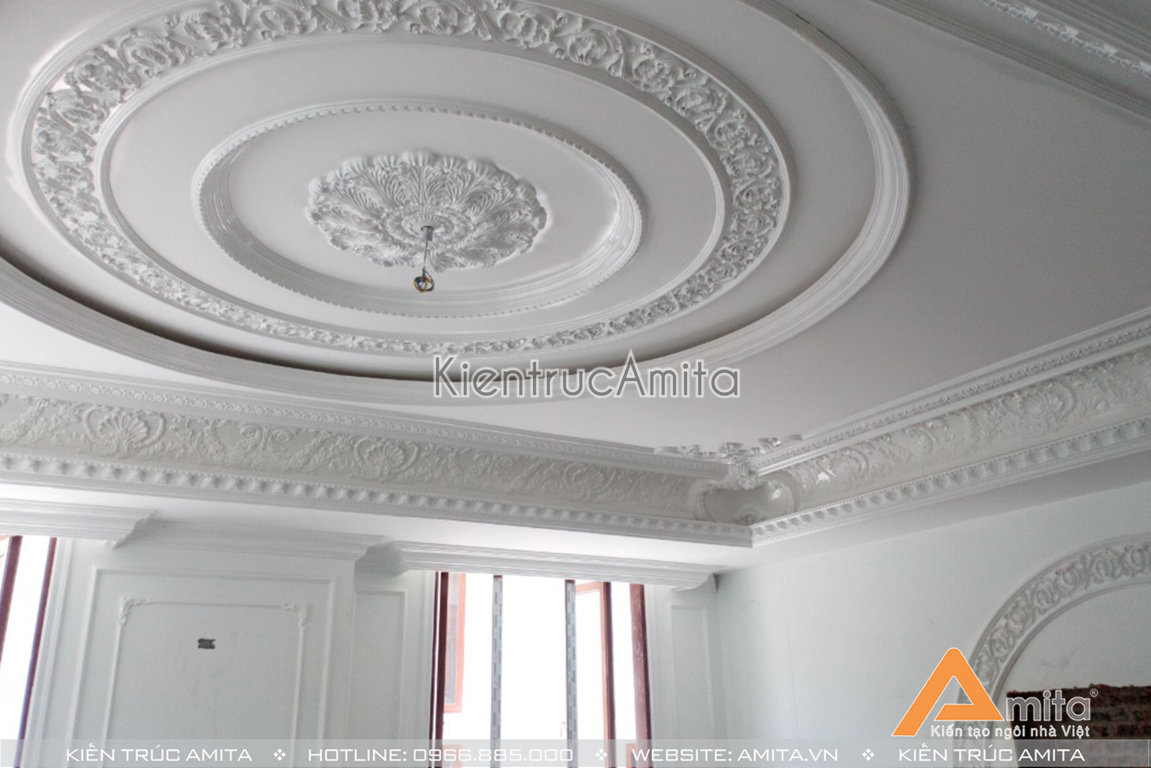 thi-cong-noi-biet-thu-tan-co-dien-dep